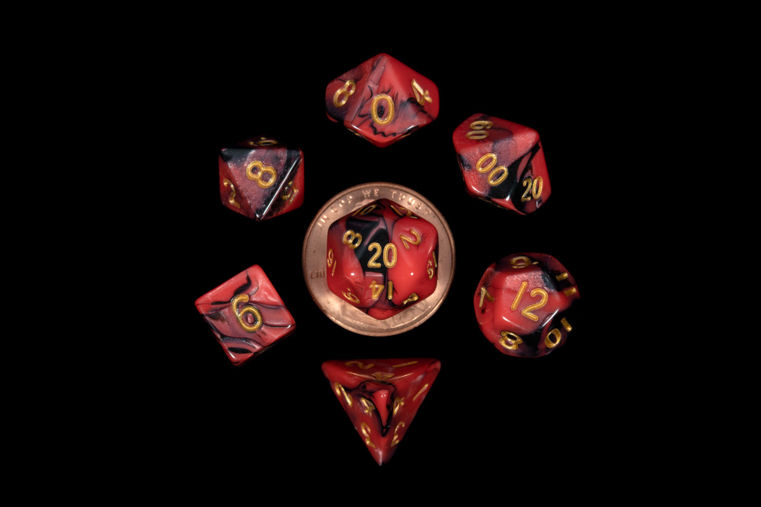 MINI 7 DICE SET RED/BLACK W/ GOLD 10MM